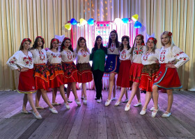 Благодійний арт-простір у Пальчиківській філії ЦКД об’єднав родини, творчість і підтримку ЗСУ