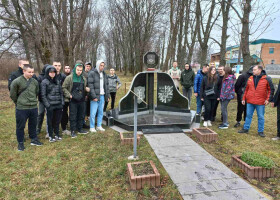 Виховуємо воїнів-патріотів на історичній спадщині українського народу