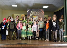 Театральна вистава «Лев, Чаклунка та Платтяна Шафа»