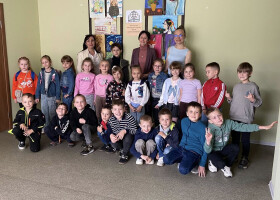 Весела зустріч із письменницею Галиною Пустовгар