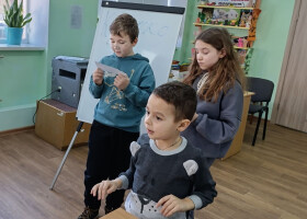 Бібліогостини «Наш веселий «Книжкозавр» знов до нас завітав»