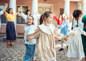 Мистецький Мурашник на садибі В.Г.Короленка