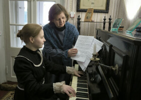 Костюмована екскурсія «Життя і рядки, народжені любов’ю»