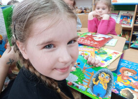 Крокує книжка до малят