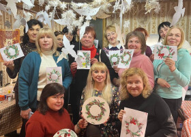 Майстер-клас з малювання «Старий рік минає, новий наступає»