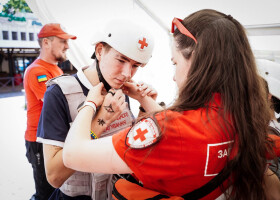 У парку «Перемога» відбувся захід до Дня молоді від Товариства Червоного Хреста України