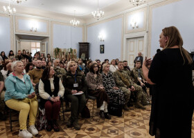 Нехай їхні слова, думки, віра, надія та любов увійдуть у ваше життя