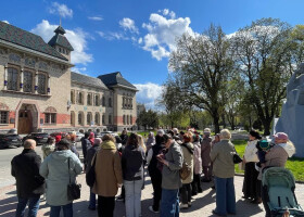 Пішохідна екскурсія «Історія художнього музею в архітектурних пам’ятках Полтави».