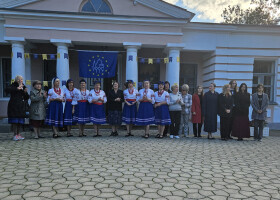У променях вальсу