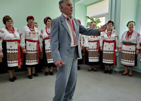 З піснею і гумором по життю