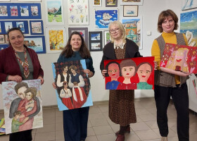 Засідання журі дитячого конкурсу малюнка «Моя родина»