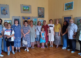 “Літо посміхається”