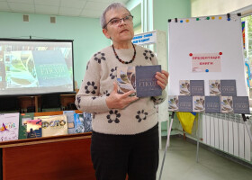 У збірці Галини Вовченко панує справжня гармонія поетичного слова і мистецької фотографії