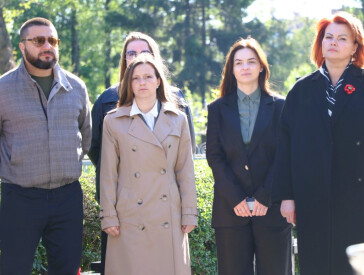 8 травня: покладання квітів з нагоди Дня пам’яті та перемоги над нацизмом у Другій світовій війні