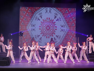 «Флеш» і «БіТ» яскраво завершили творчий сезон благодійним концертом