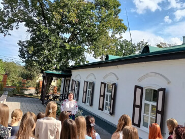 Науково-просвітницький захід факультету української філології та журналістики в музеї Панаса Мирного