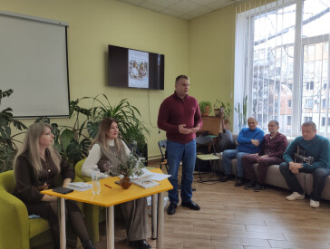 Березнева поетична заметіль