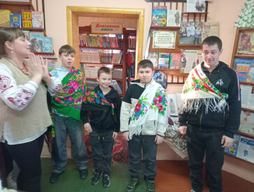 На гостини до хустини