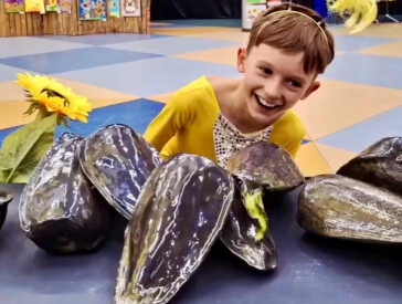 Як виставка «СОНЯШНИК – сонячне відродження»» перетворила ЦКД на простір мистецтва й взаємодії