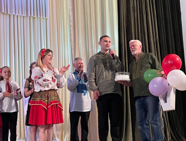 Благодійний арт-простір у Пальчиківській філії ЦКД об’єднав родини, творчість і підтримку ЗСУ