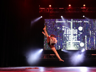 «Битва танцювальних шкіл»: 700 учасників, шалені емоції та допомога ЗСУ