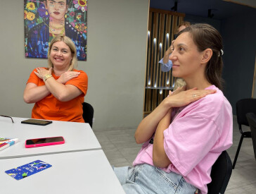 Обідня перерва із сенсом: у ЦКД шукали спокій у колі своїх