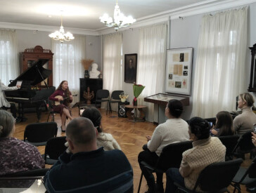 У Полтавському літературно-меморіальному музеї В.Г.Короленка відбувся теплий і натхненний музичний вечір, підготовлений учнями Богдана Стегнія