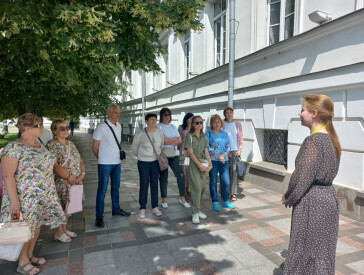 Пішохідна екскурсія містом «Панас Мирний і Полтава» (фотозвіт)