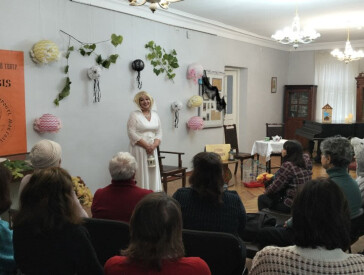 Вистава, що проймає до мурах