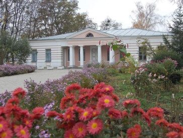 Спільно заради чистоти: колектив музею В.Г.Короленка долучився до Всесвітнього дня прибирання