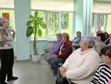 У збірці Галини Вовченко панує справжня гармонія поетичного слова і мистецької фотографії