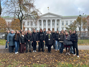 Пішохідна екскурсія містом «Панас Мирний і Полтава»