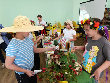 Веселий, щедрий, гомінкий - український ярмарок