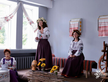 «Маруся Чурай живе в пісні» – у Полтаві вшанували 400-річчя легендарної поетеси