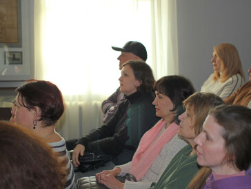 «Хазяйський двір» художниці Лариси Лукаш