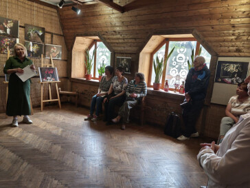 Відкриття персональної фотовиставки Тетяни Янчук «І ллється музика квітів»