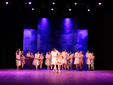 У ЦКД відбулася благодійна хореографічна постановка до Дня матері