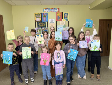 Паперові підсніжники — подих весни у “Фабриці ідей”