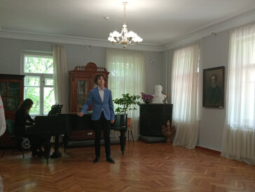 Весняні голоси