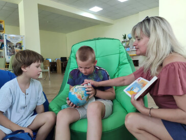 Книжкова терапія з котом Інжиром