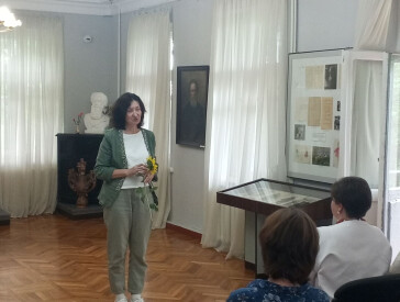 «Дарую світові красу»