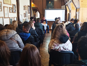 Автограф-сесія Віталія Закладного «Несвіцький. Повернуте ім’я»