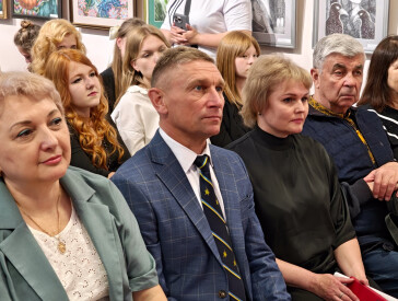 Свято випуску у Полтавській дитячій художній школі імені Святослава Пашинського