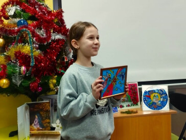 Нова радість стала: Різдвяна історія та майстер-клас з розпису на склі