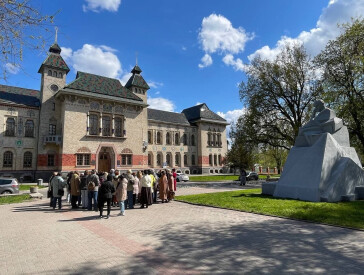 Пішохідна екскурсія «Історія художнього музею в архітектурних пам’ятках Полтави».