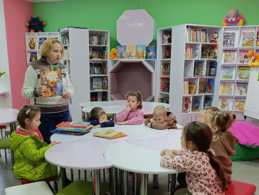 Перші сходинки у бібліотеці