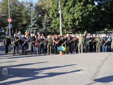 В День Захисників і Захисниць України у Полтаві вшанували пам'ять полеглих воїнів, тих, хто віддав своє життя за Україну