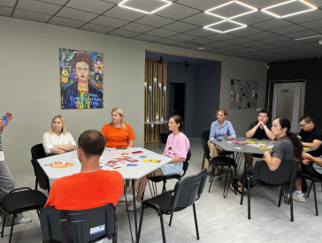 Обідня перерва із сенсом: у ЦКД шукали спокій у колі своїх