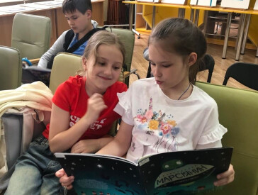 У космос - на прогулянку!