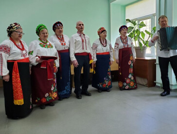 З піснею і гумором по життю